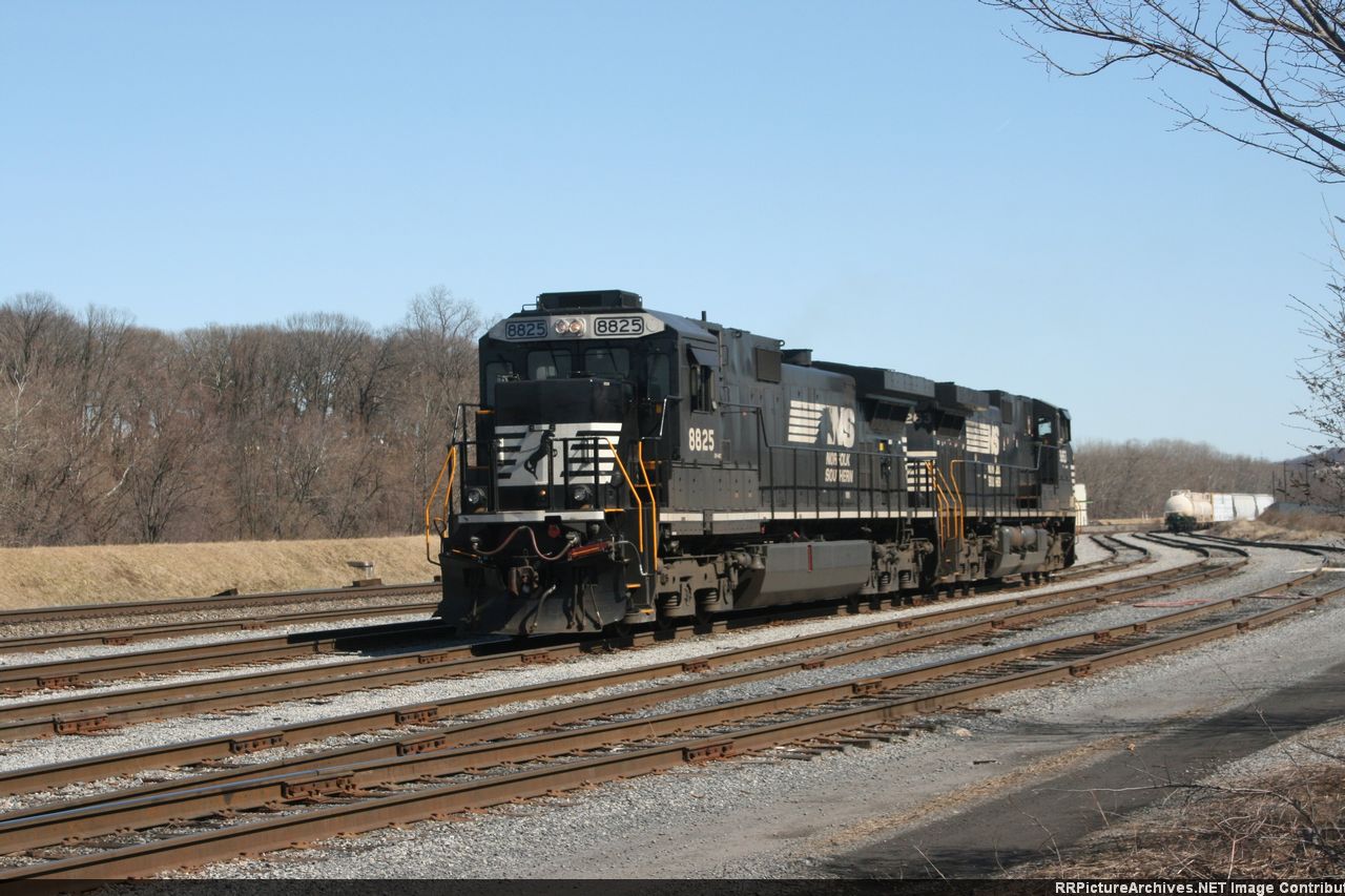 NS 8825